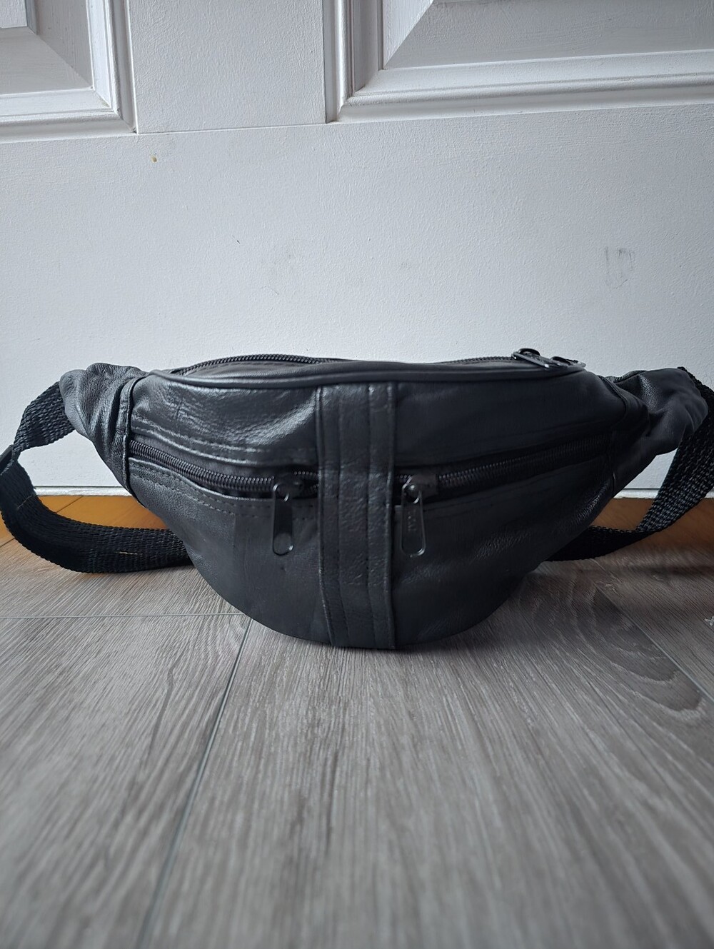 Vintage 90s Toni Black Genuine Leather Fanny Pack Belt Bag Hip Bag Unisex Y2K